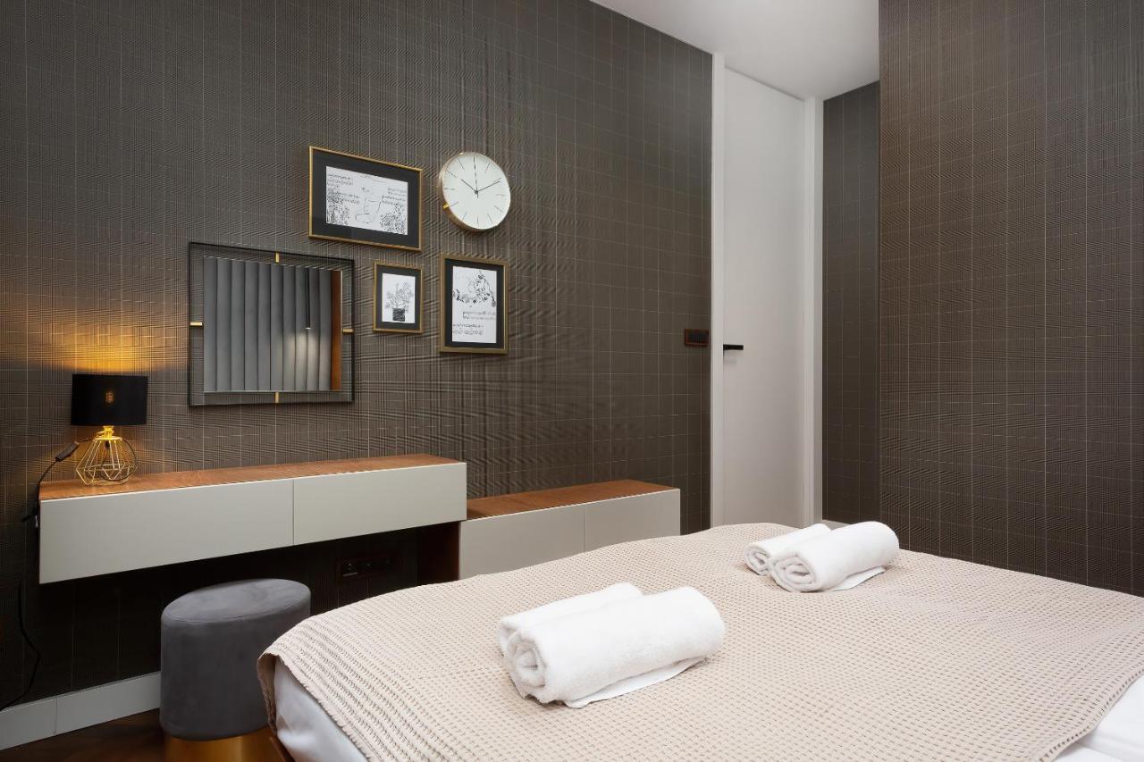 Apartments Konstruktorska By Renters Prestige วอร์ซอ ภายนอก รูปภาพ